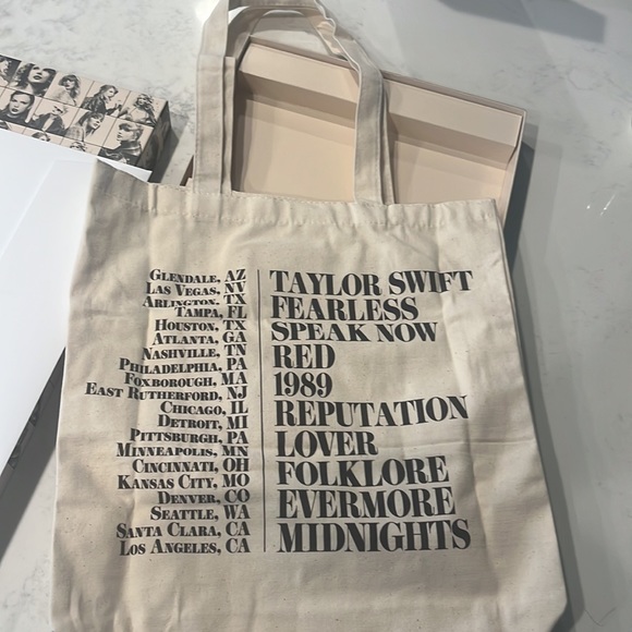Taylor Swift Eras tour VIP Karma is My Boyfriend swag box - Picture 9 of 12